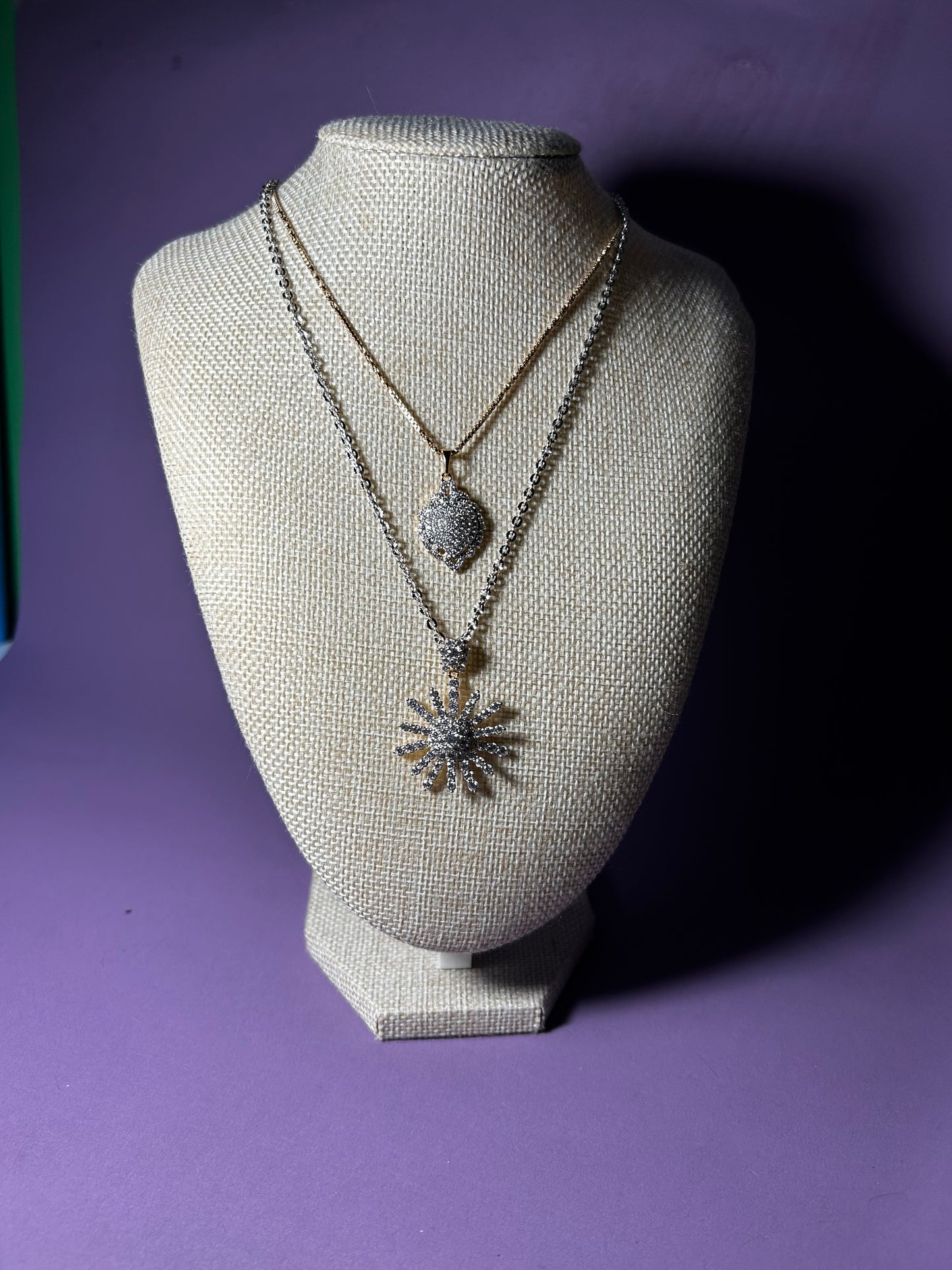 Mariana pendant
