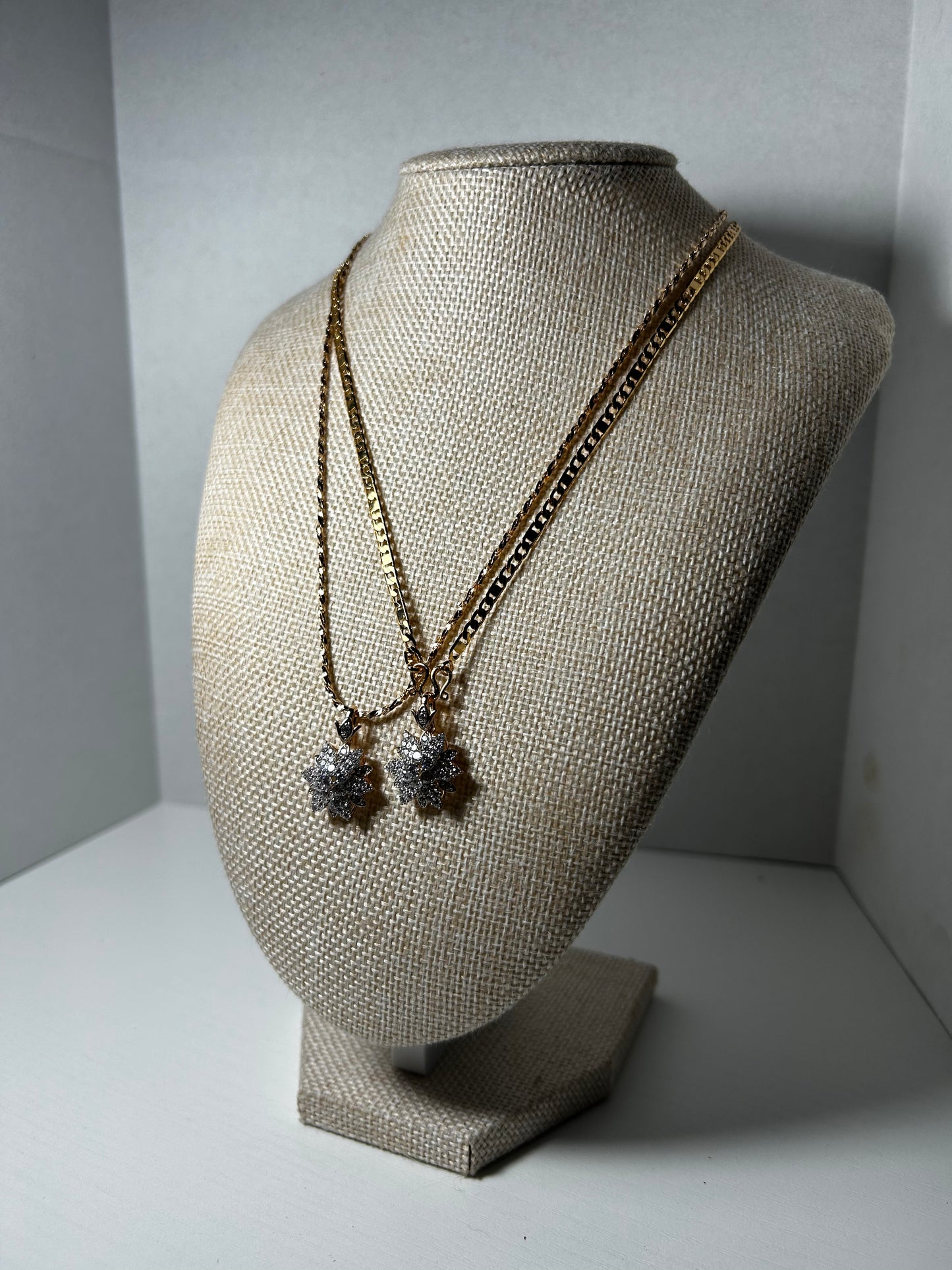 Margarita pendant