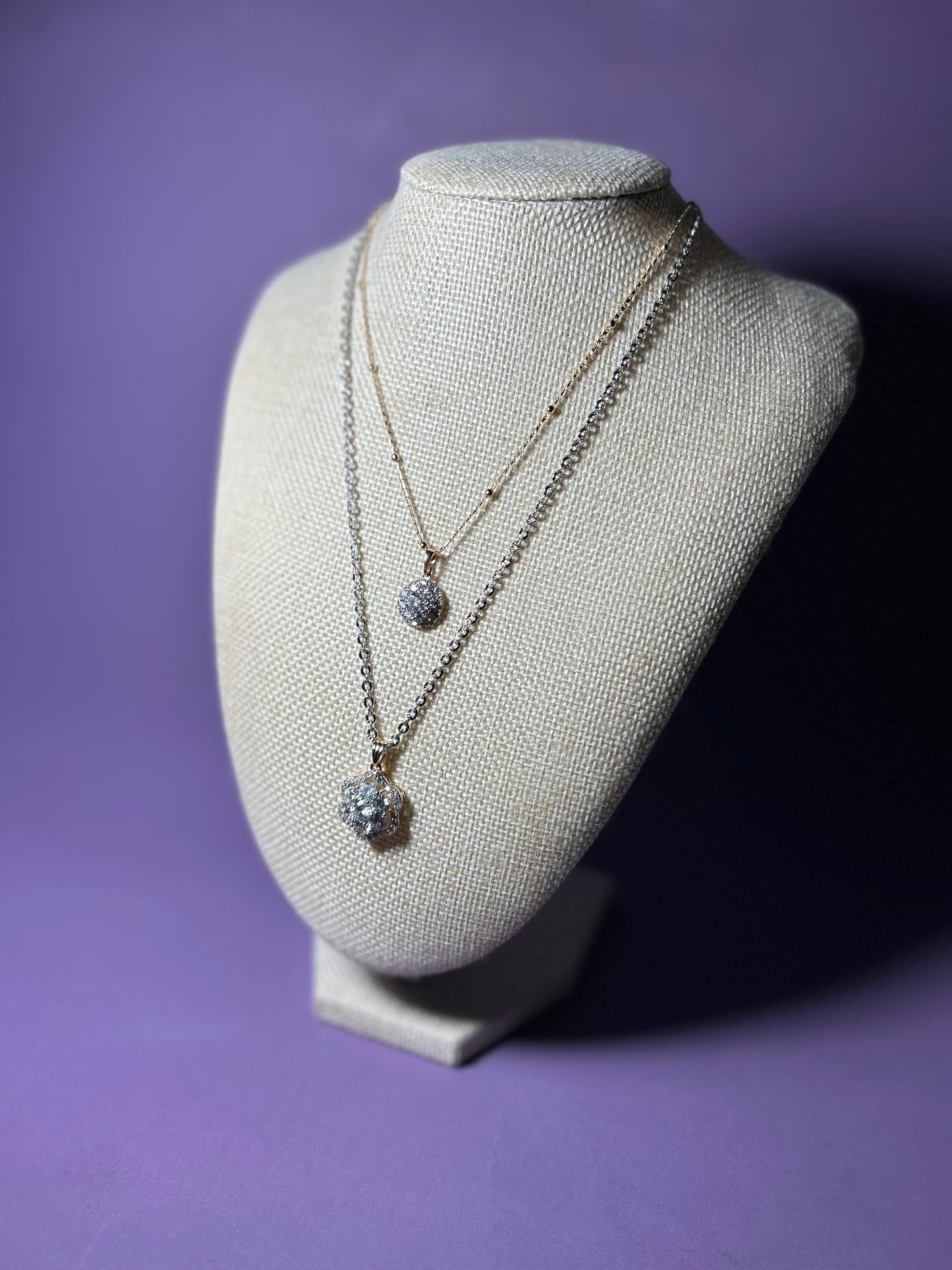 Fiona pendant
